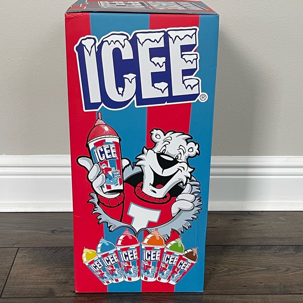 ICEE Slushie Making Machine - Picture 3 of 6